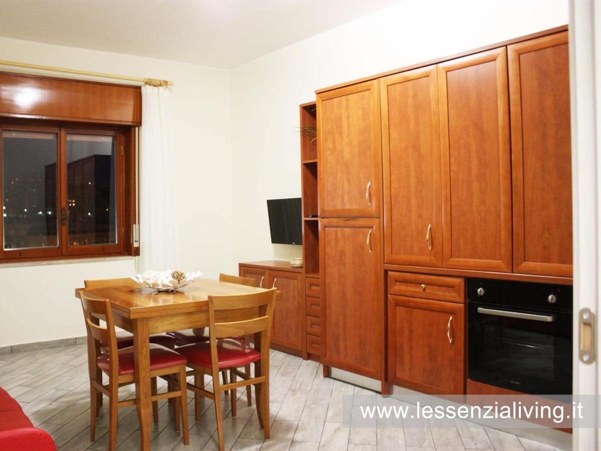 L'Essenzial Living Apartment Месина Екстериор снимка