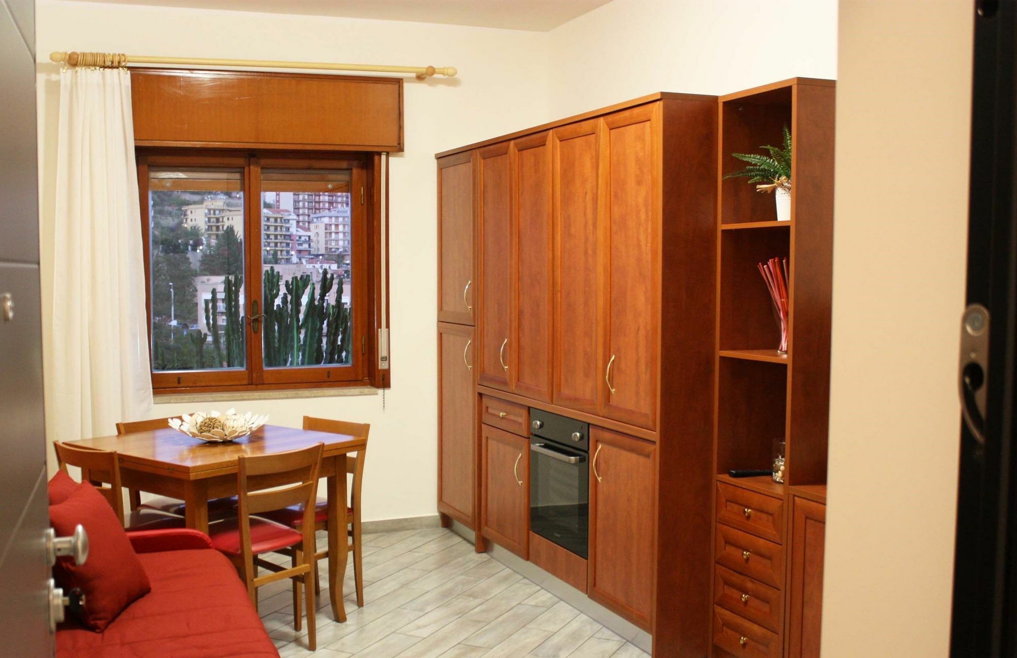 L'Essenzial Living Apartment Месина Екстериор снимка